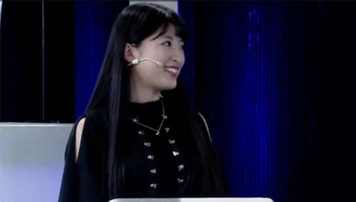 周思彧VS姜何 你美你先上 游戏主播才貌双全来踢馆